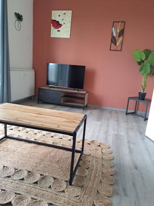 Agreable T2 Classe 3 Etoiles, Refait A Neuf, Dans Quartier Calme روديه المظهر الخارجي الصورة