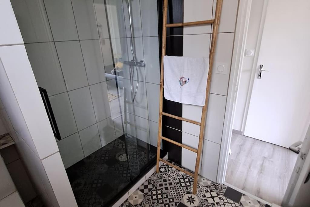 Agreable T2 Classe 3 Etoiles, Refait A Neuf, Dans Quartier Calme روديه المظهر الخارجي الصورة